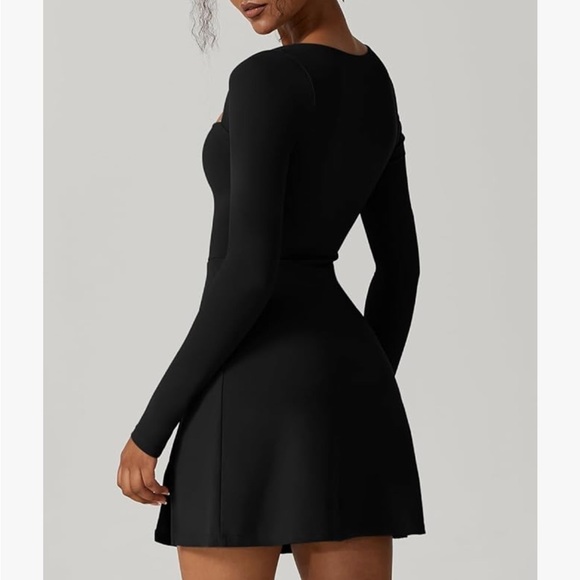 Square Neck Bodice Dress - Picture 4 of 12